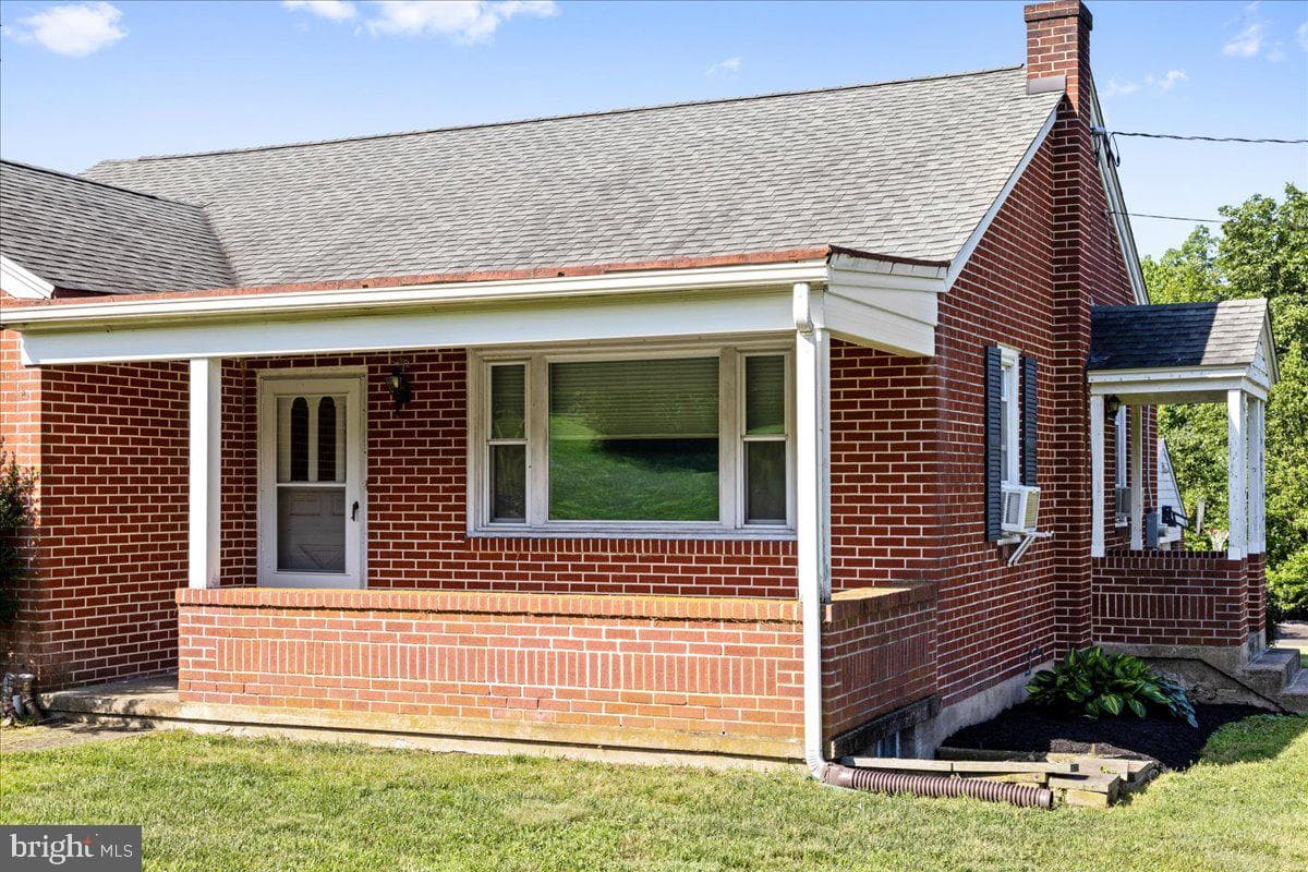 1848 Hoffmansville Road photo 2