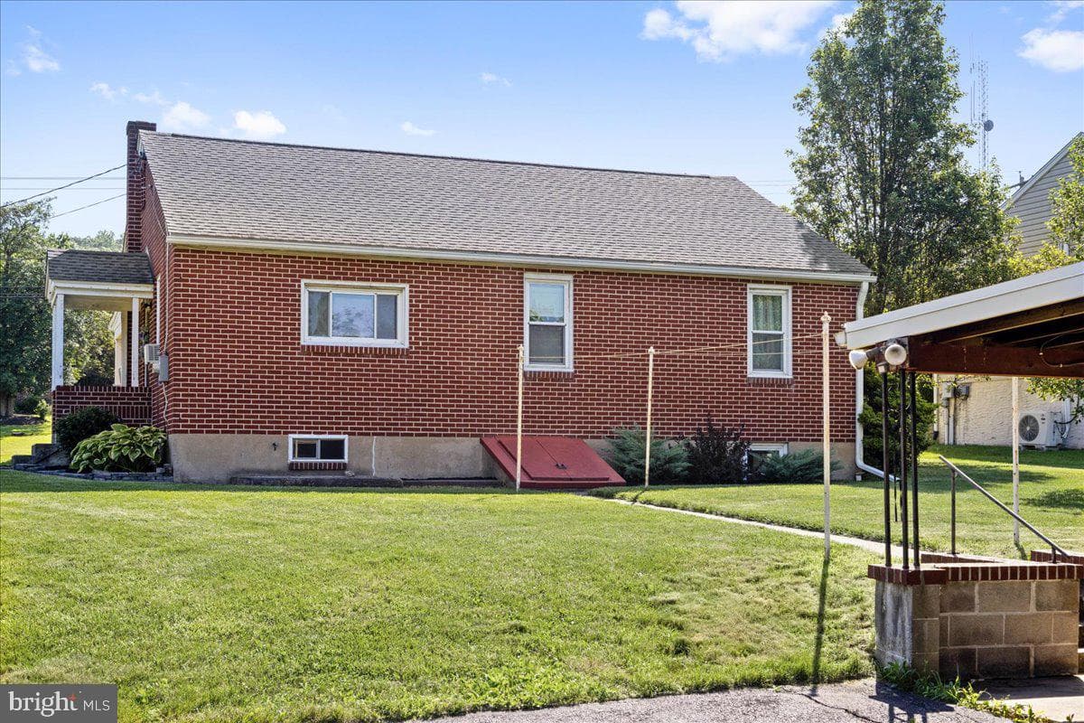 1848 Hoffmansville Road photo 5