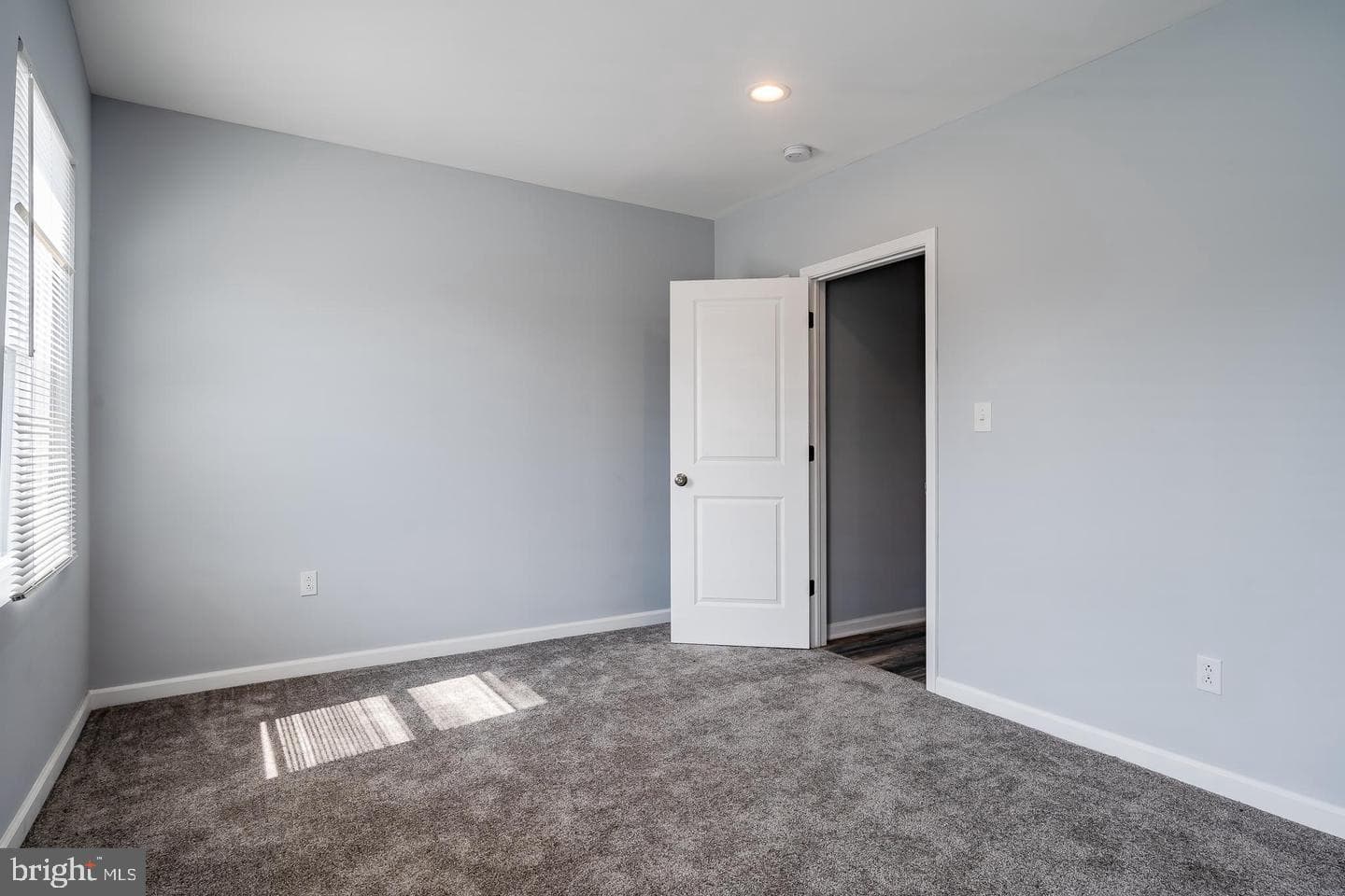 703 Arch Street photo 15