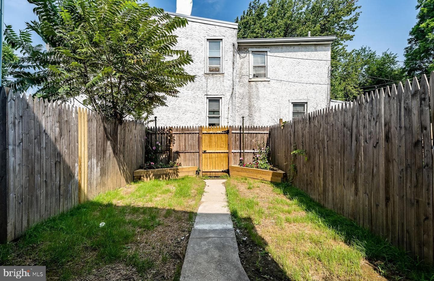 703 Arch Street photo 26