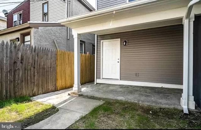 703 Arch Street photo 27