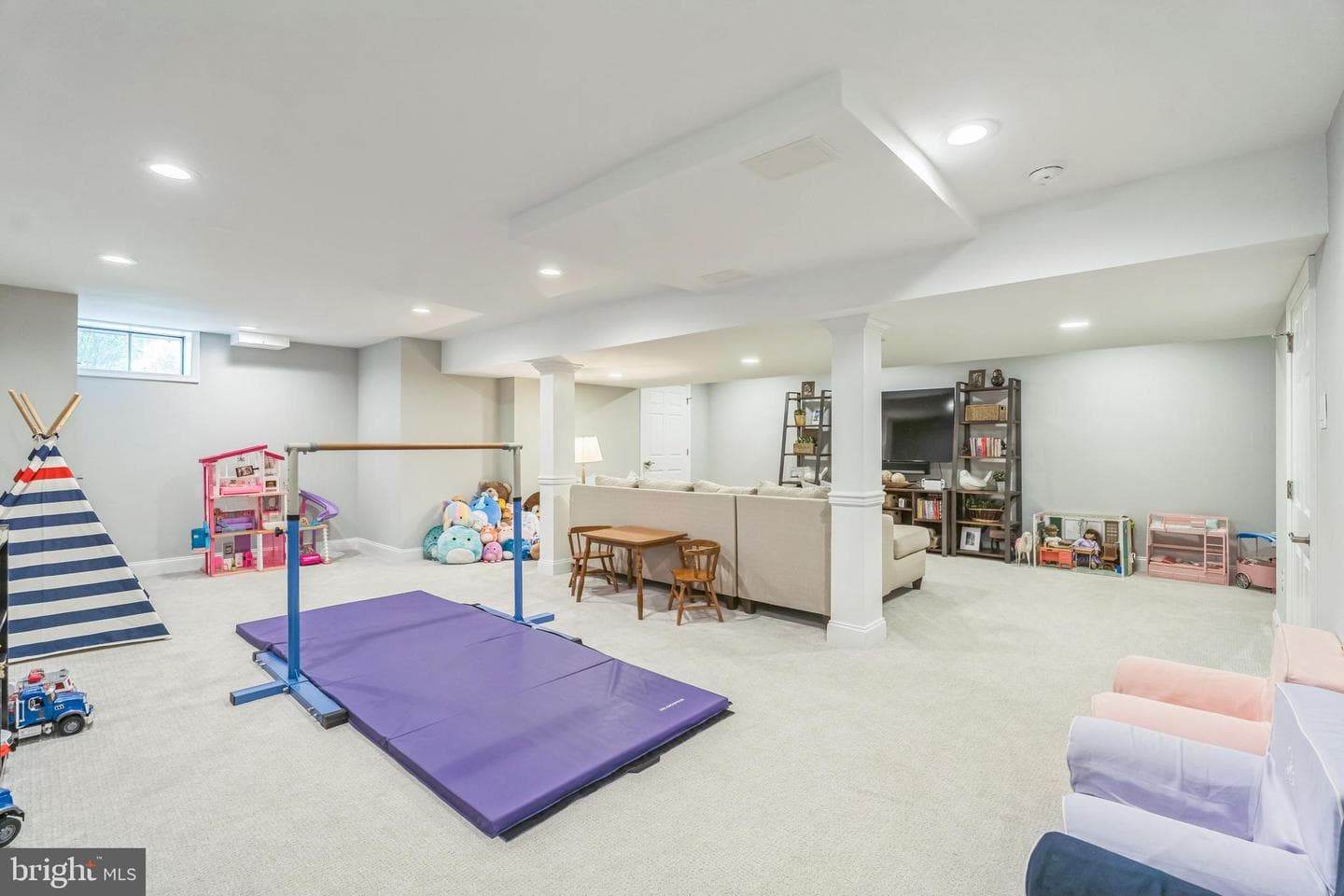 1015 Oak Ridge Drive photo 24