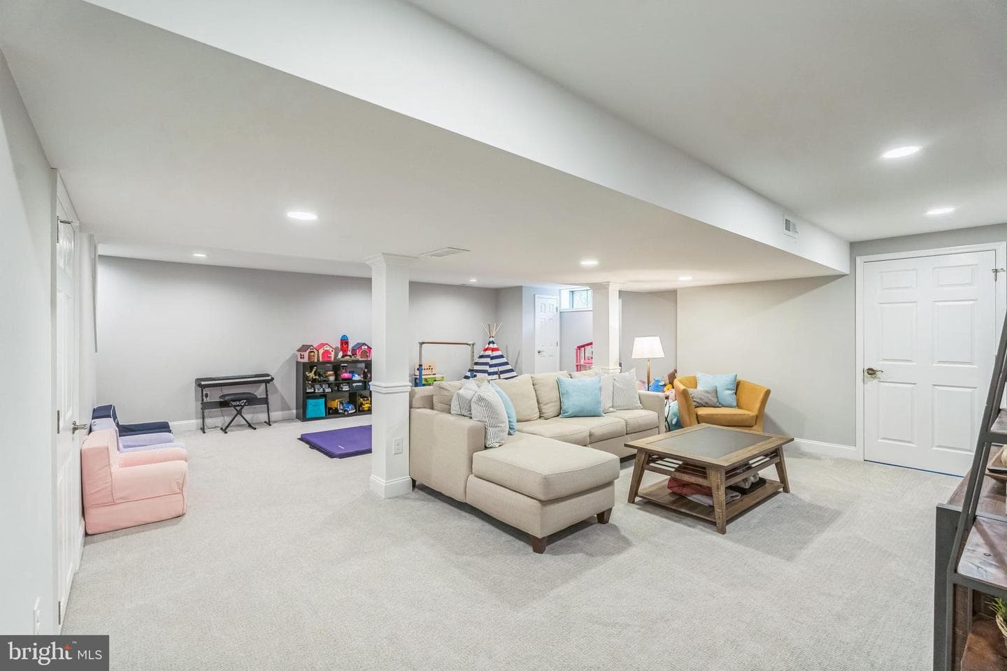 1015 Oak Ridge Drive photo 25