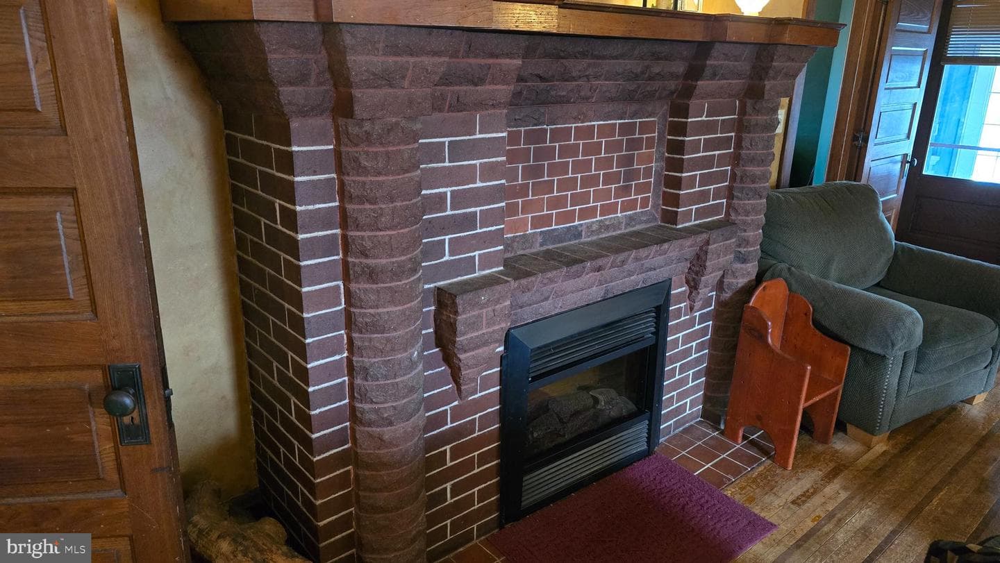 451 Penn Street photo 14