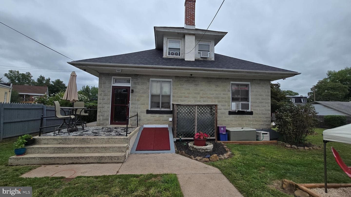 451 Penn Street photo 61