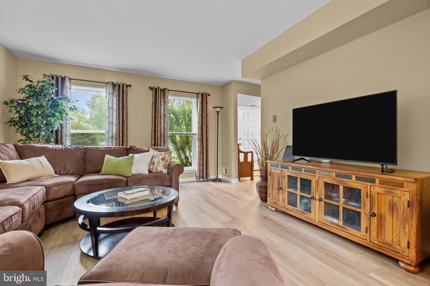 14 Log Pond Drive photo 8