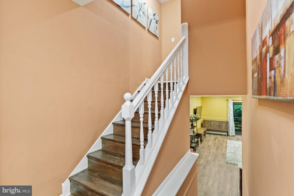 318 Stony Way photo 11