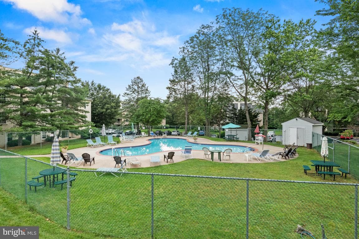 318 Stony Way photo 25