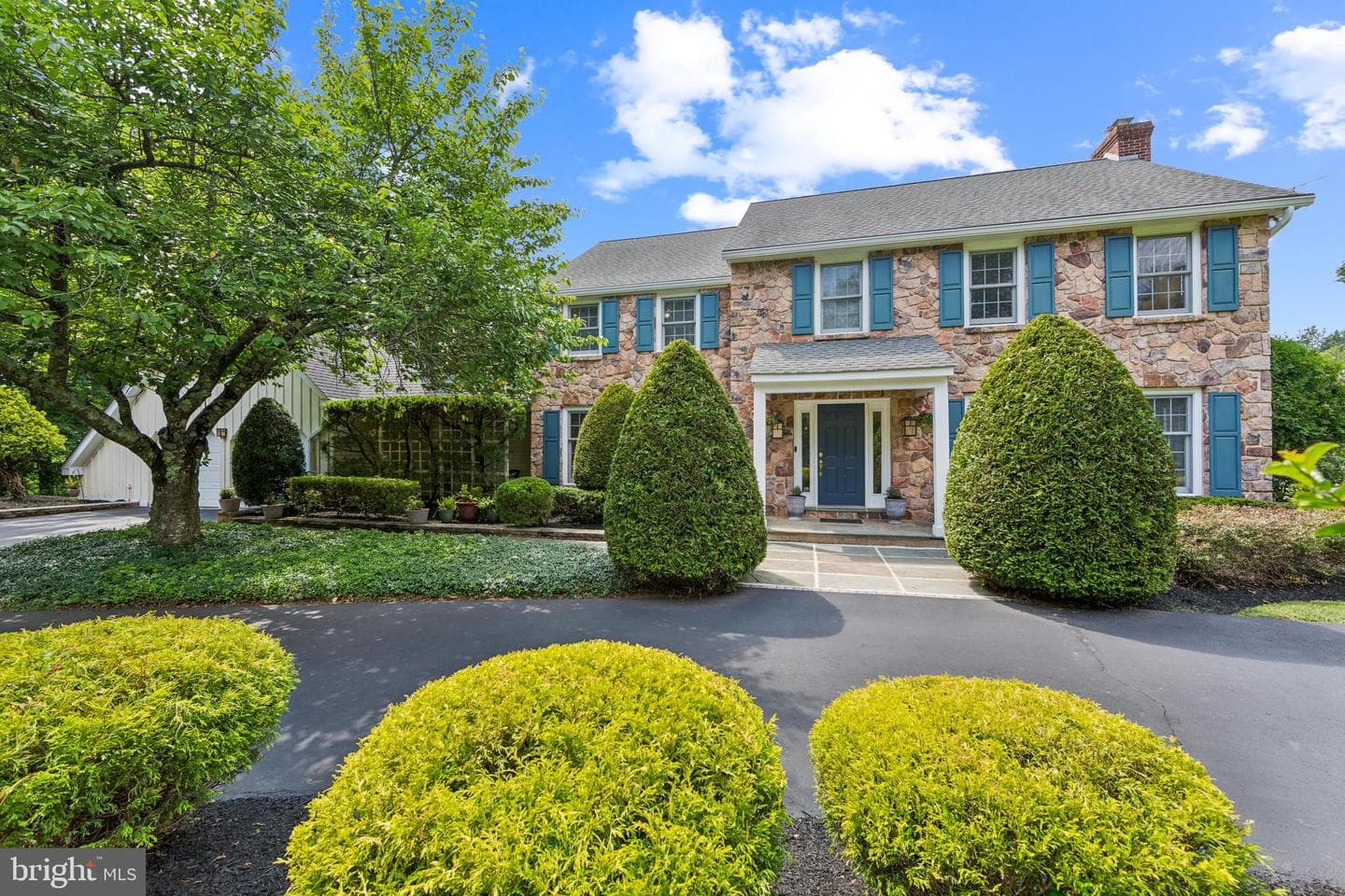 717 Evans Road photo 1
