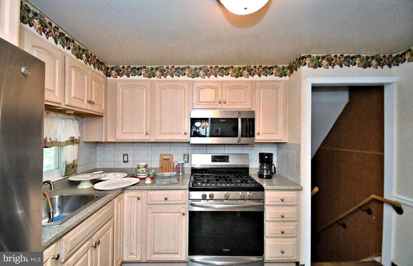 1433 Saint John Road photo 12