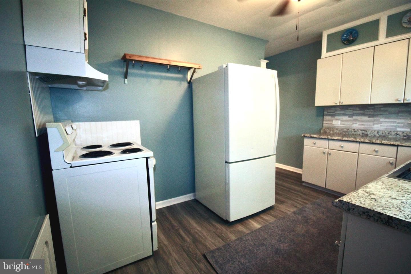 1220 W Lafayette Street photo 11