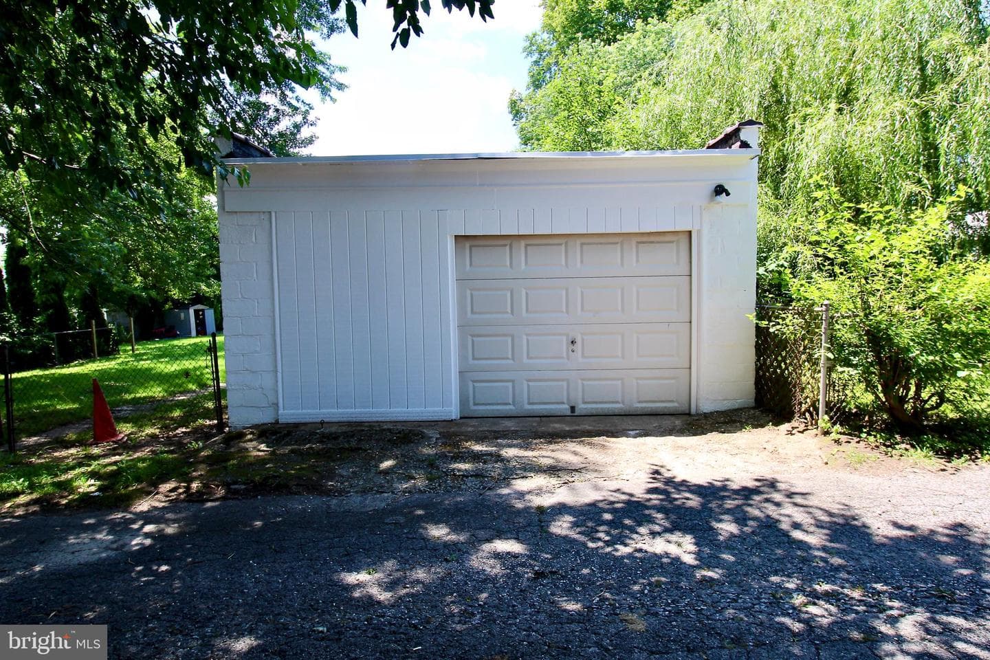 1220 W Lafayette Street photo 27
