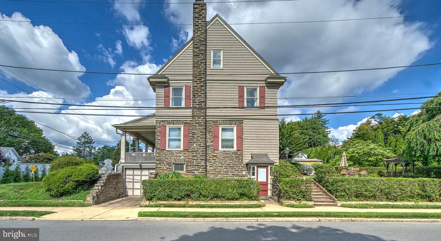 200 Hillside Avenue photo 32