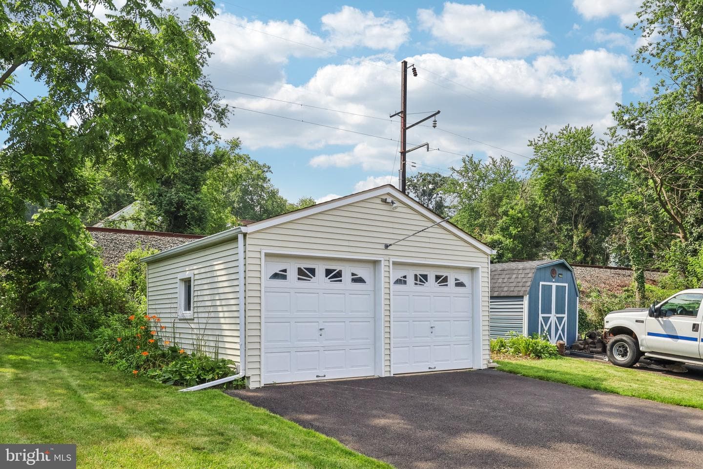 1209 Mildred Avenue photo 45
