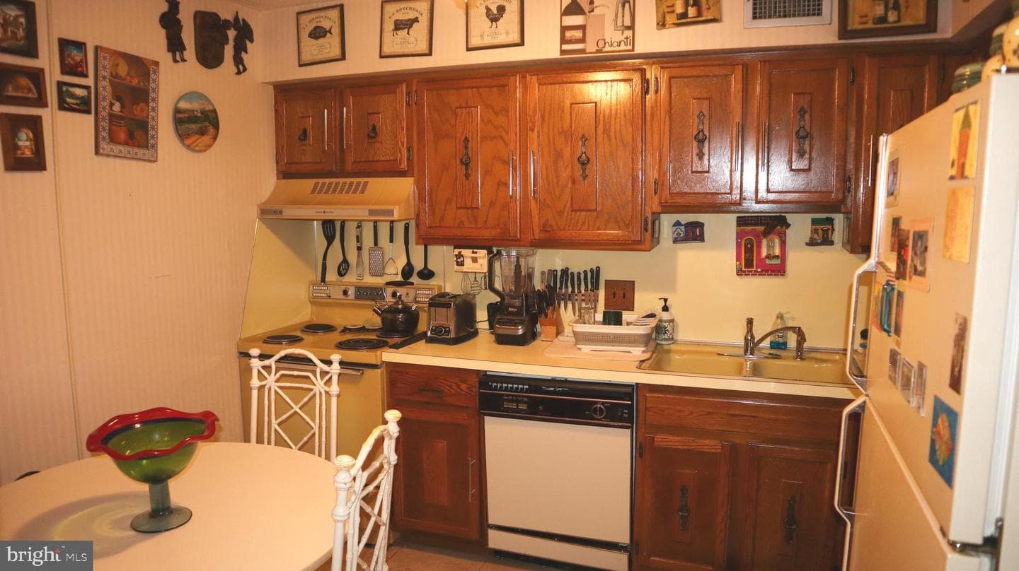 10514 Valley Forge Circle #514 photo 15