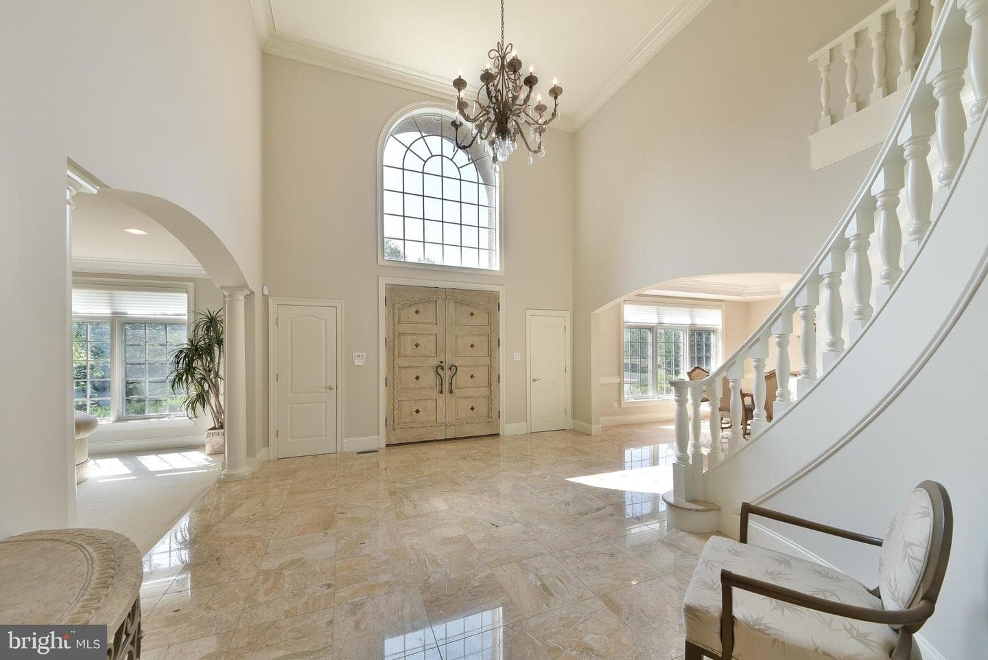 1389 Lamplighter Circle photo 14