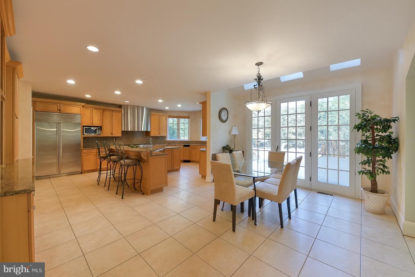 1389 Lamplighter Circle photo 23