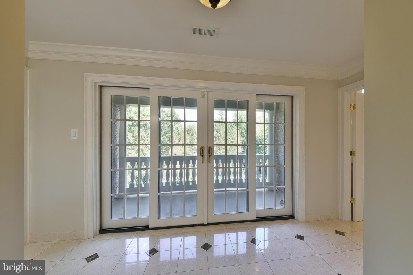 1389 Lamplighter Circle photo 38