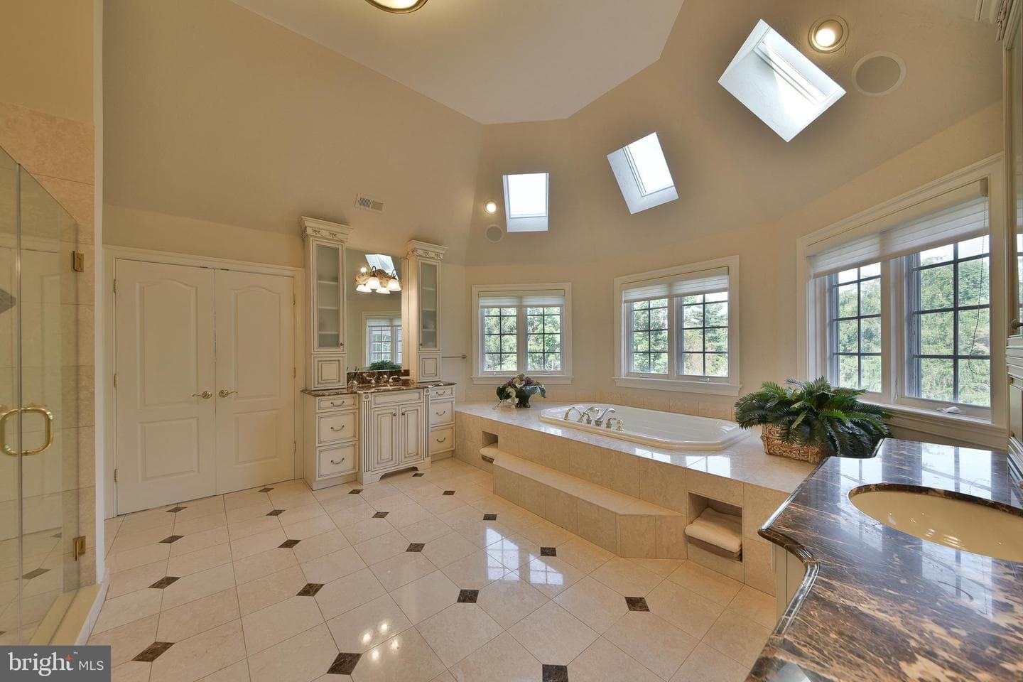 1389 Lamplighter Circle photo 42