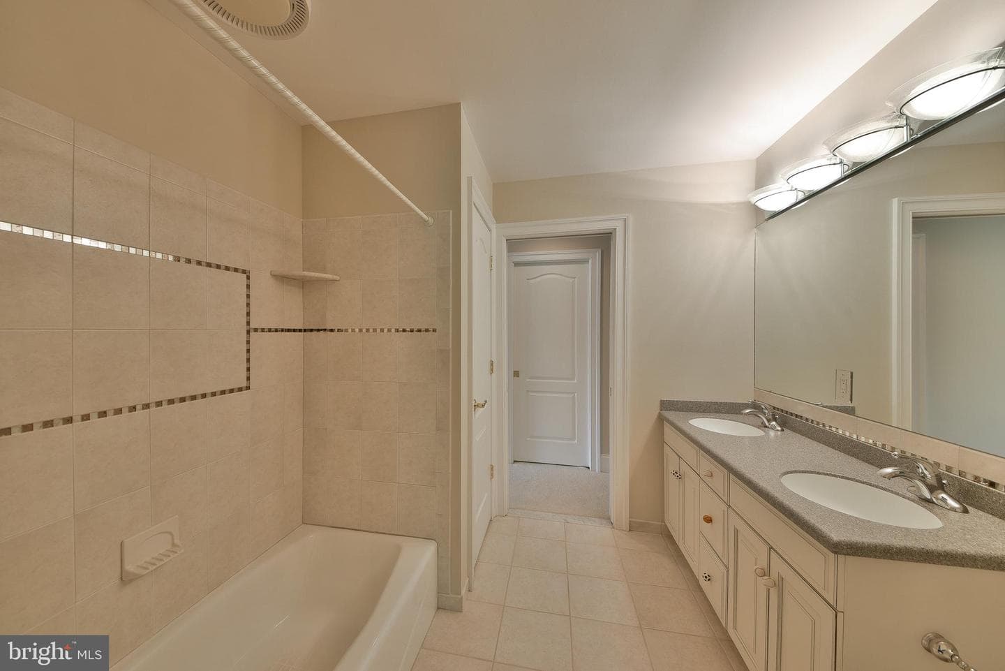 1389 Lamplighter Circle photo 53