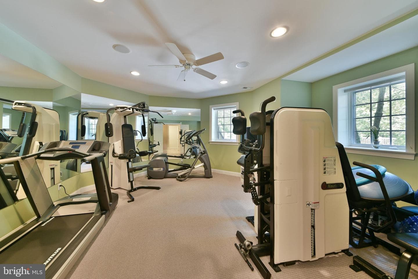 1389 Lamplighter Circle photo 61