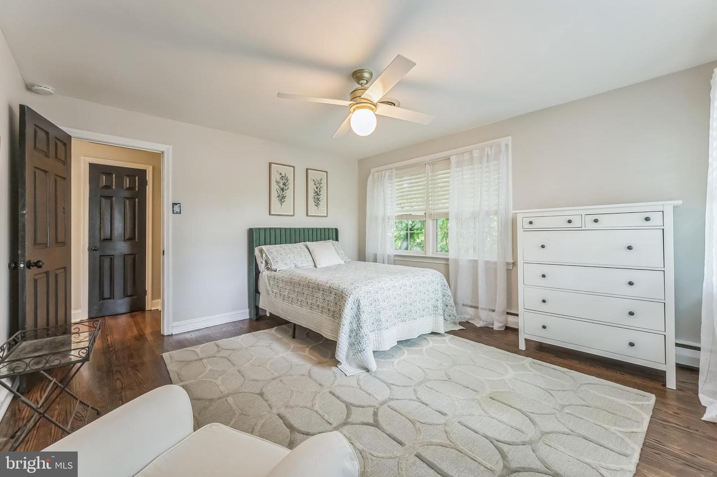 1350 King Road photo 19