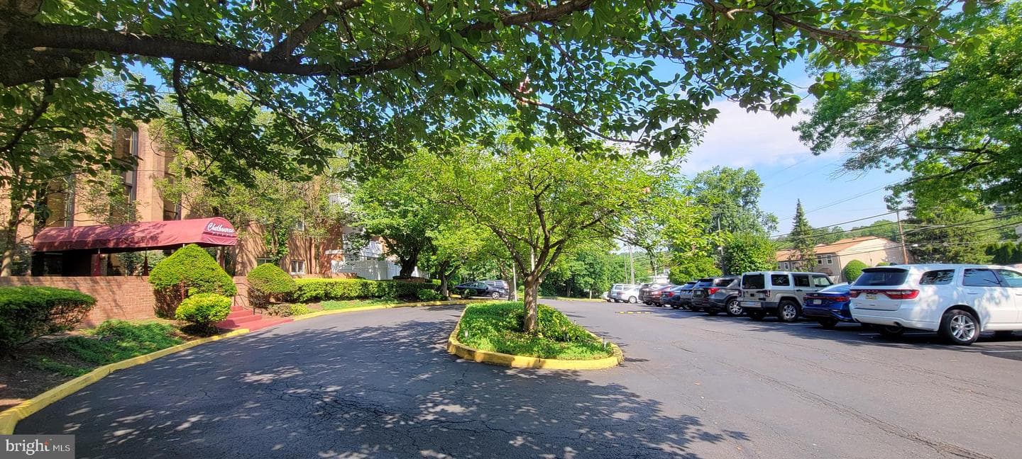 46 Township Line Road #305 photo 24