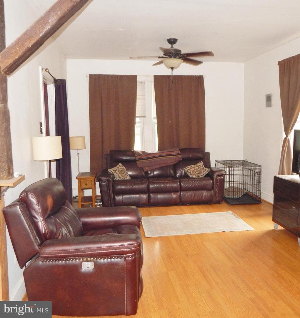 11 North Avenue photo 3