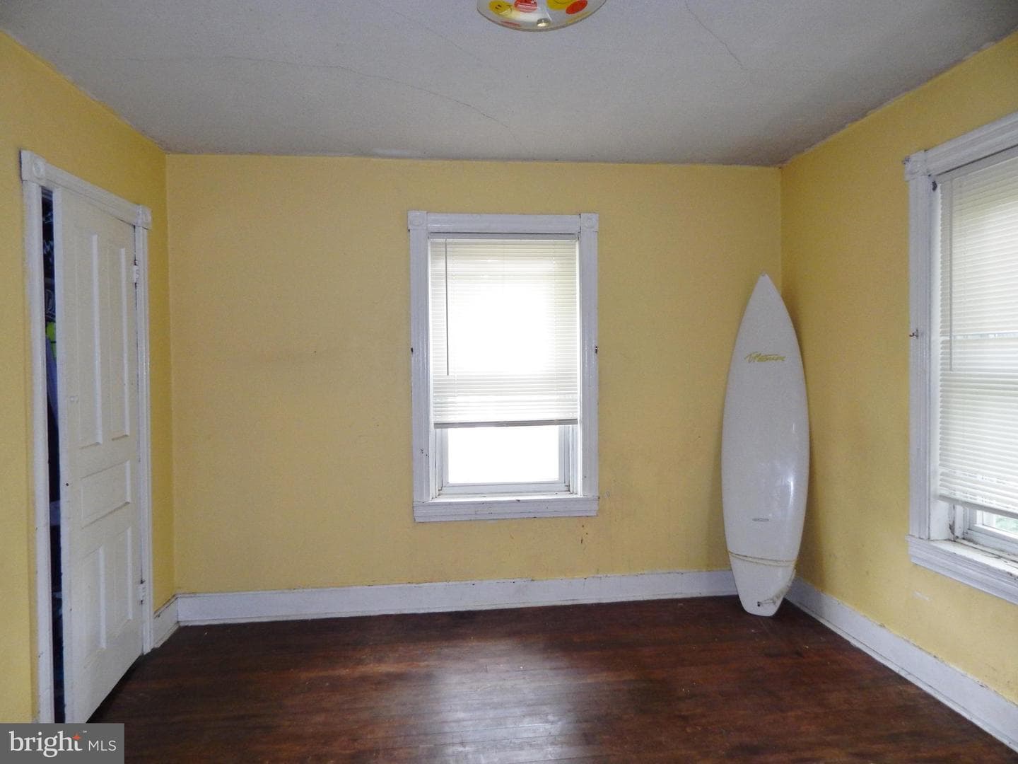 11 North Avenue photo 8