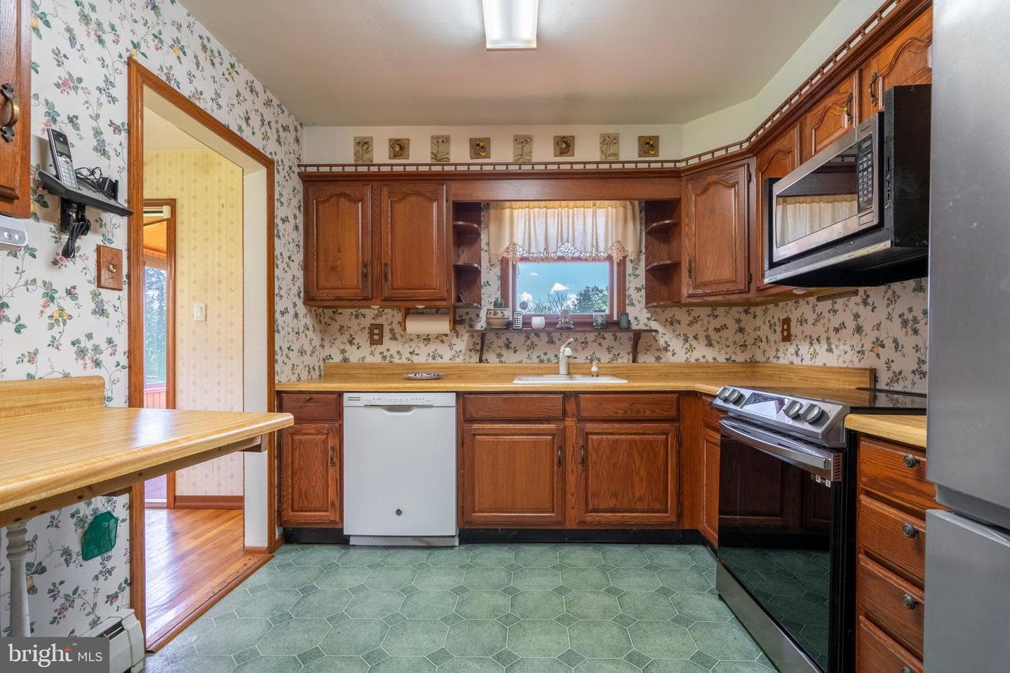 3211 Hillegass Road photo 11
