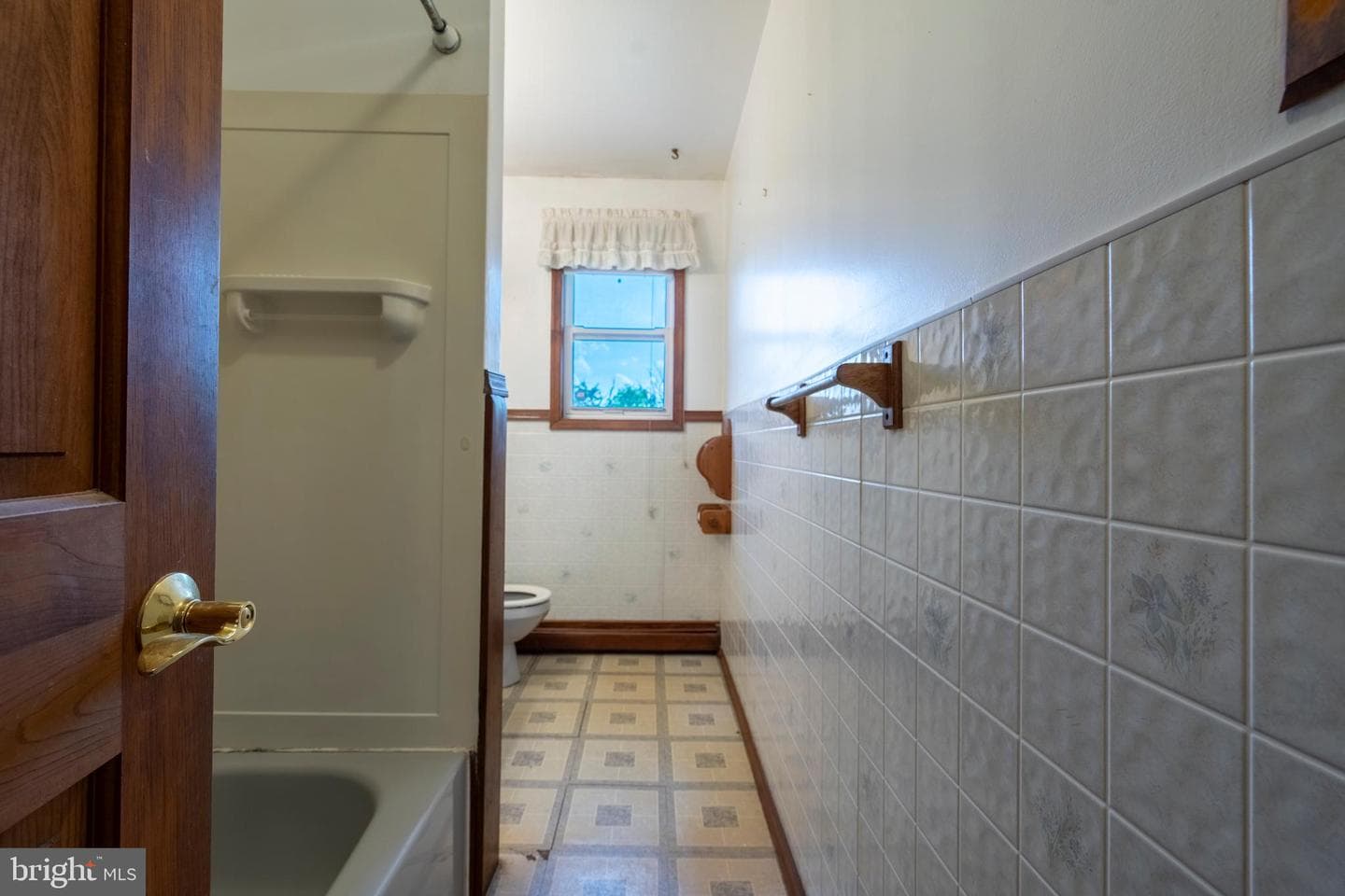 3211 Hillegass Road photo 13