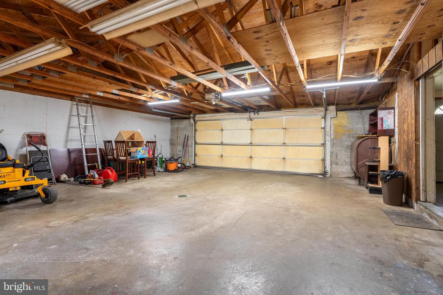 3211 Hillegass Road photo 30