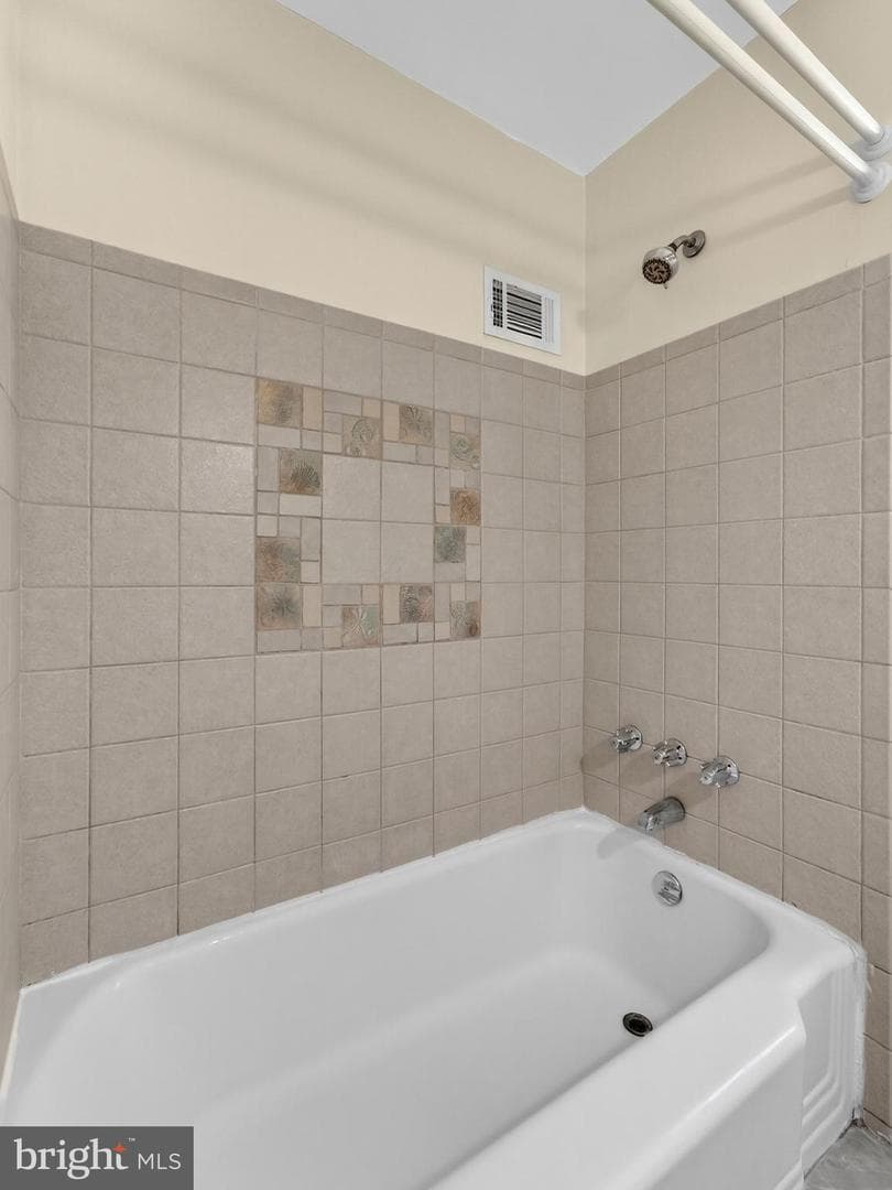 215 Hartranft Avenue photo 21