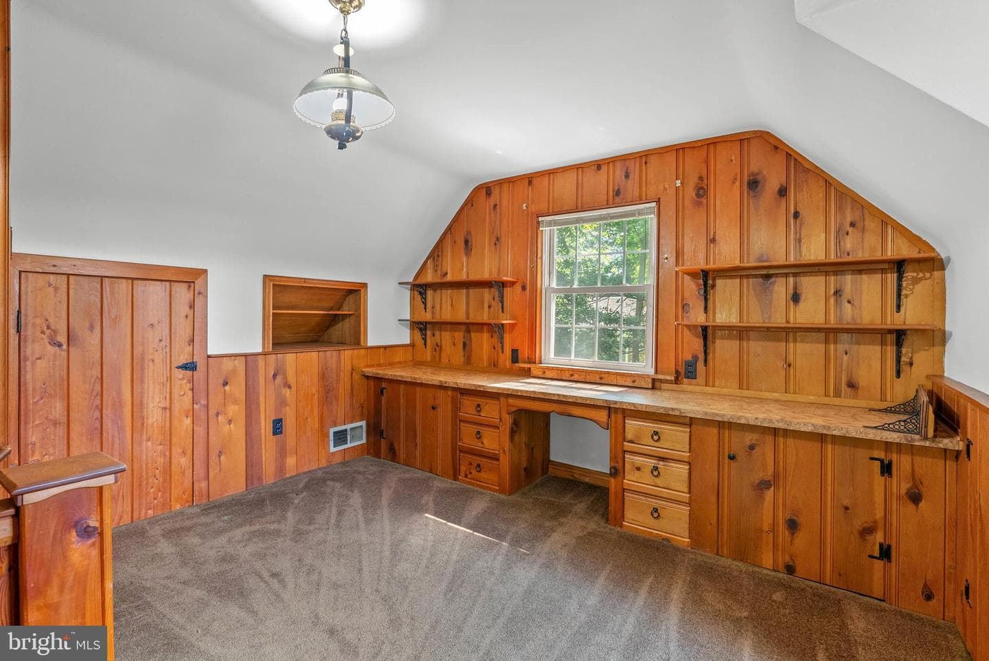 2561 Valley View Drive photo 25