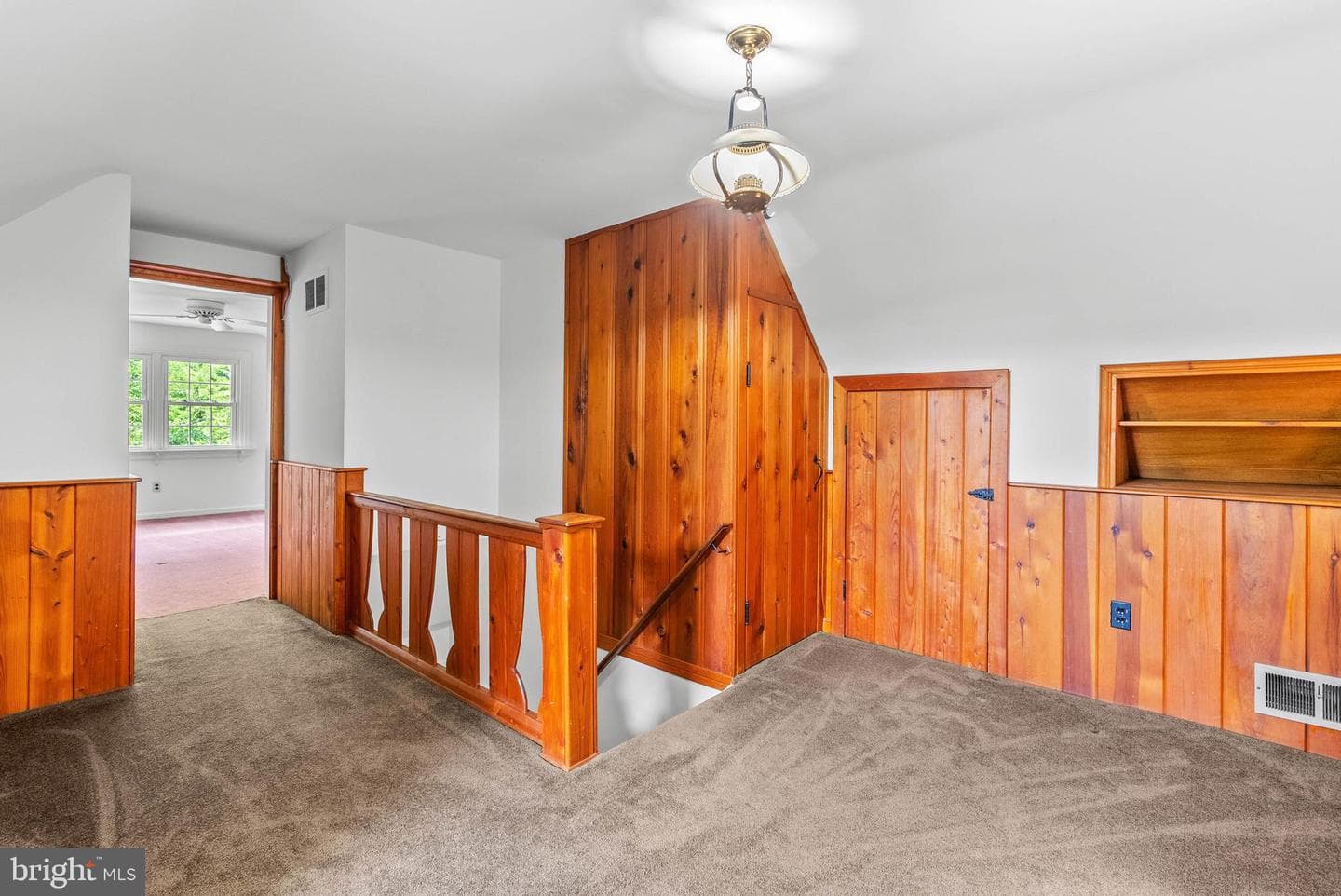 2561 Valley View Drive photo 27