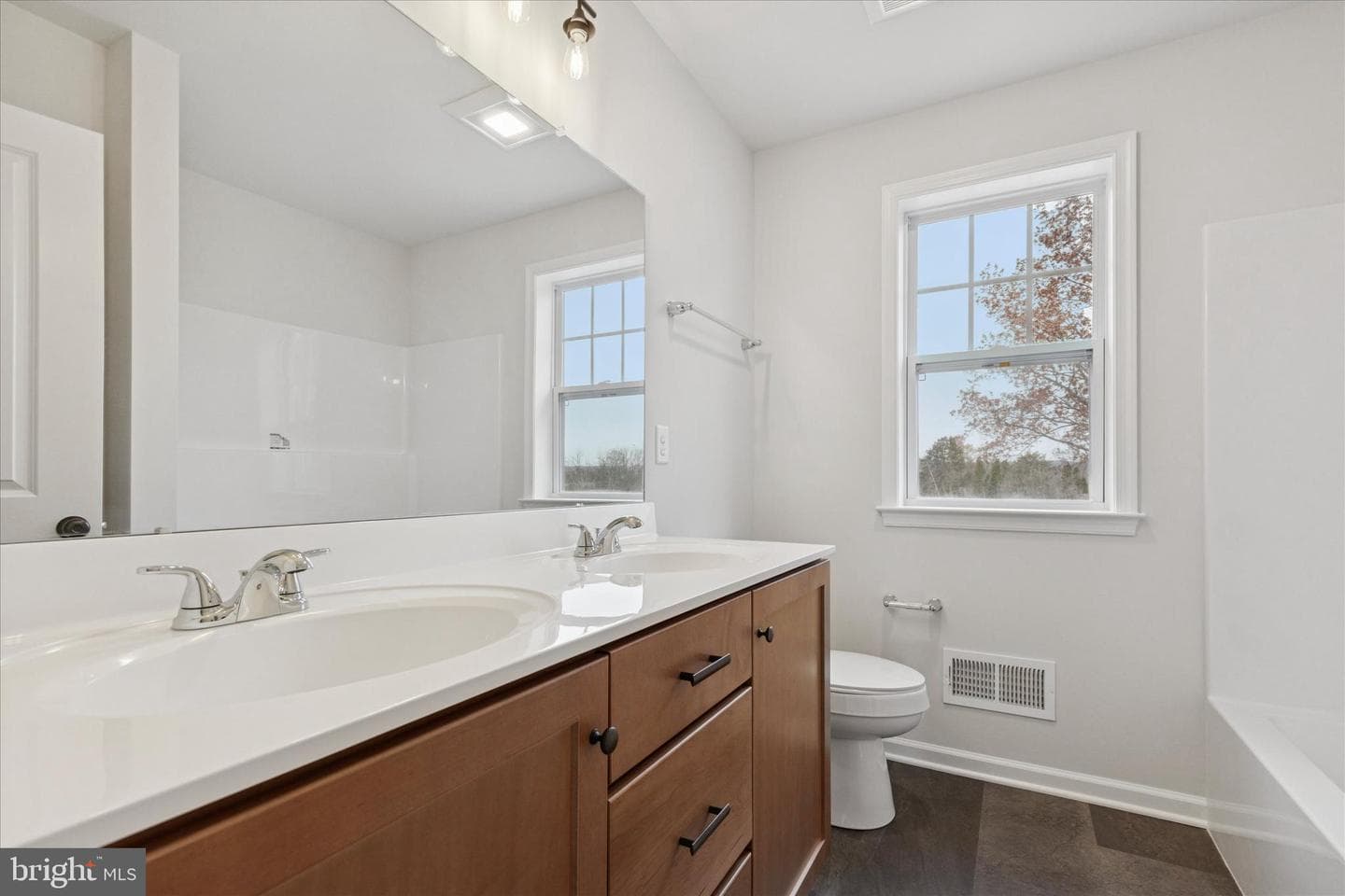 2803 N Charlotte Street photo 15