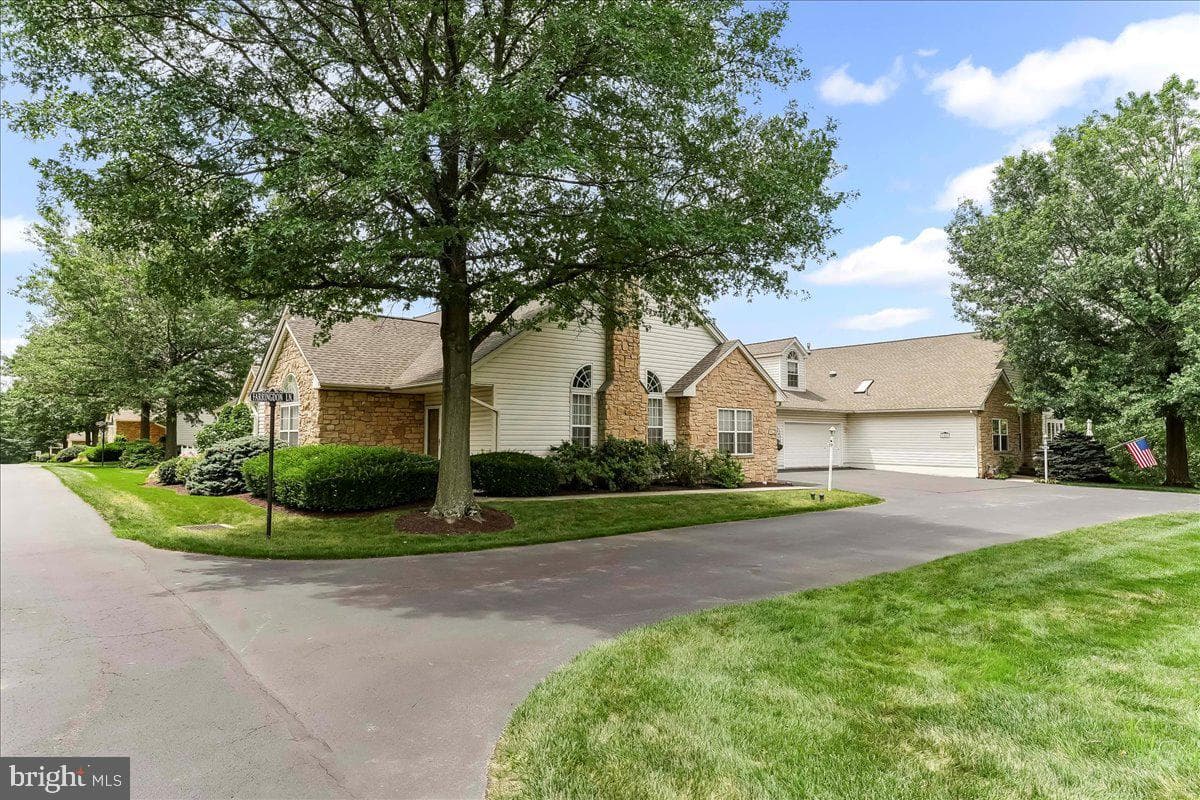 141 Farrington Lane photo 1