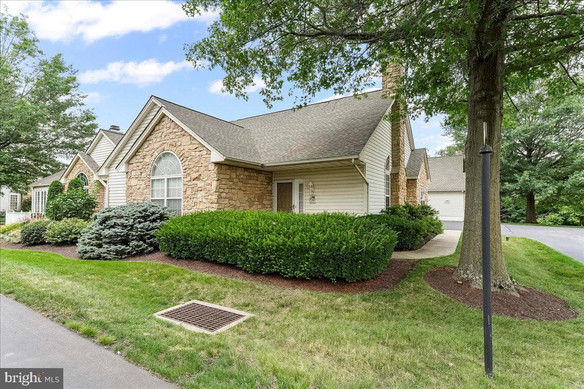 141 Farrington Lane photo 2