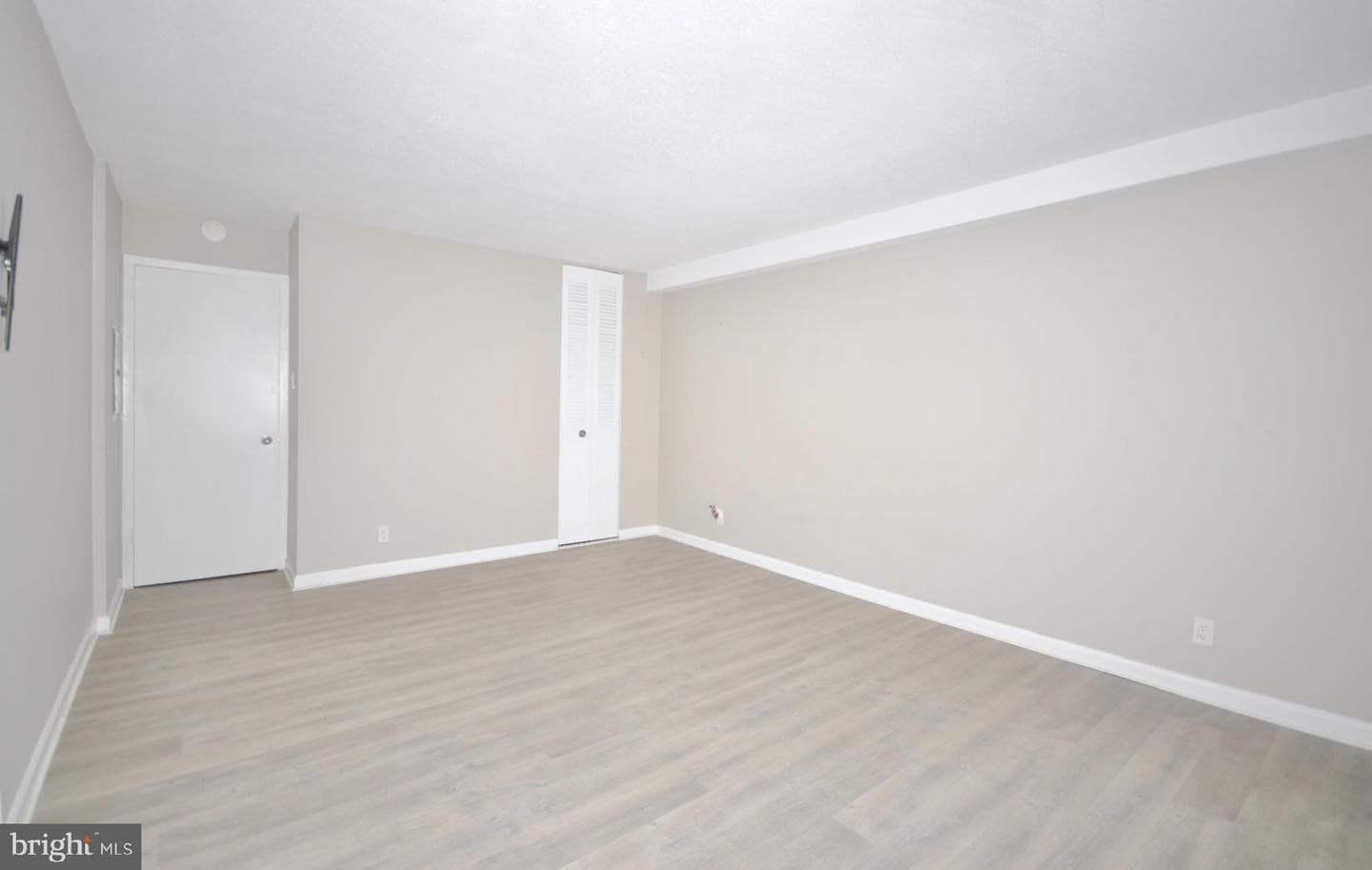 1001 City Avenue #E-212 photo 18
