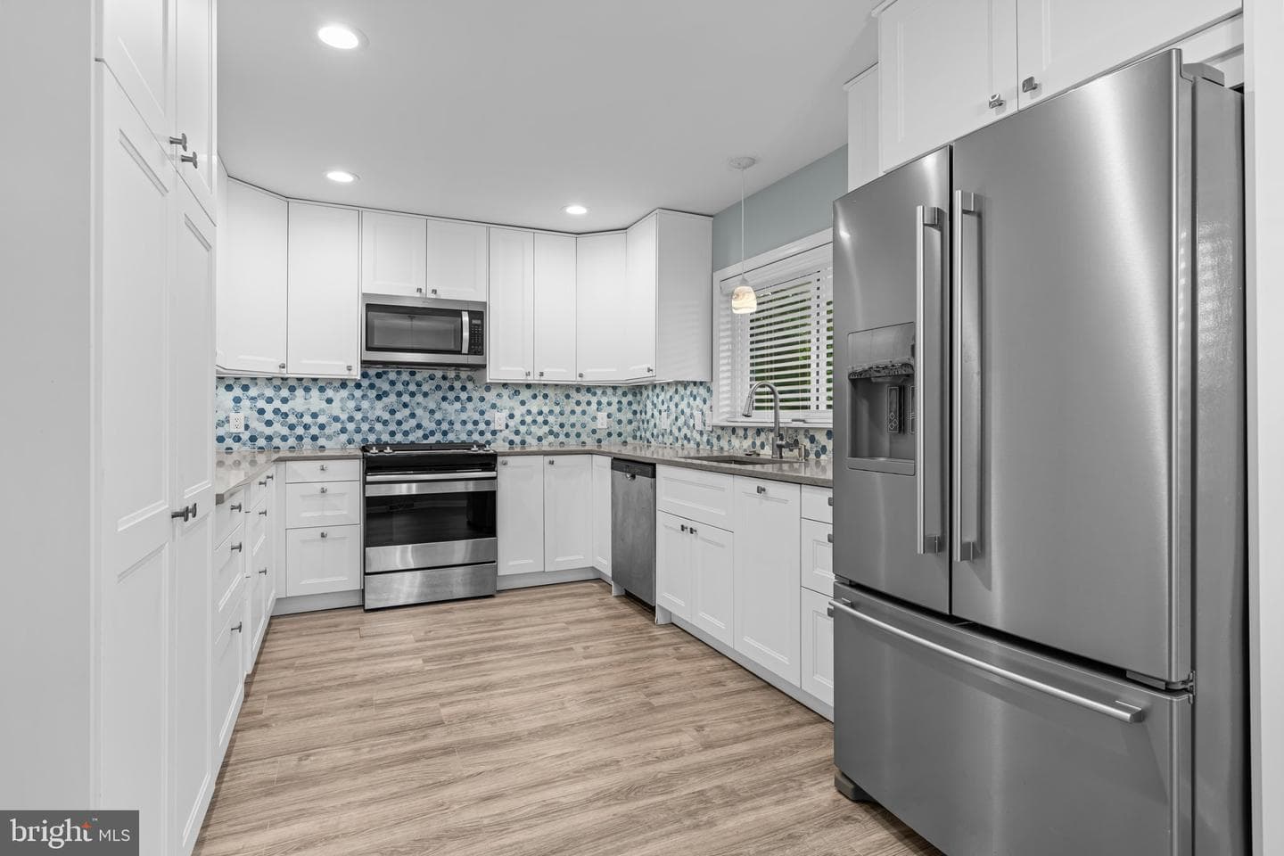 620 Eucalyptus Way photo 10