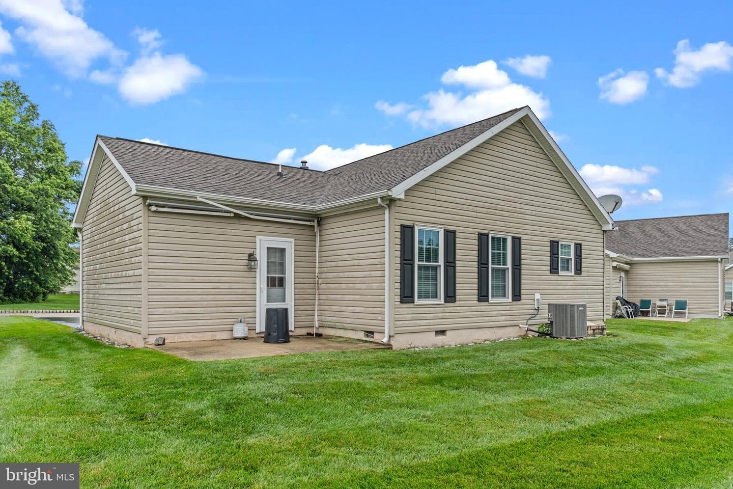 620 Eucalyptus Way photo 32