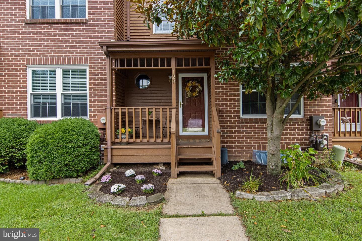 129 Juniper Court photo 1
