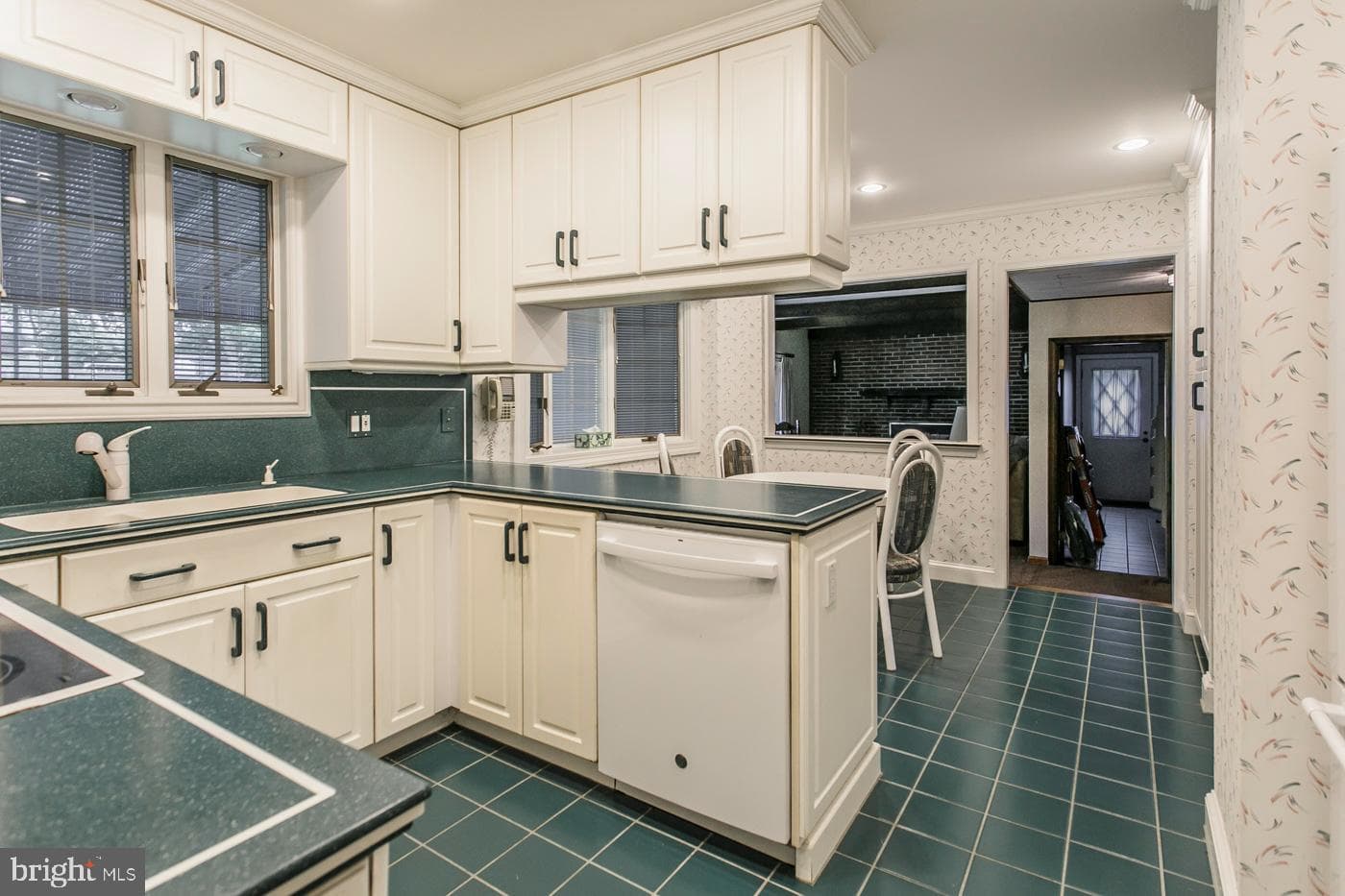 3001 Eisenhower Road photo 12