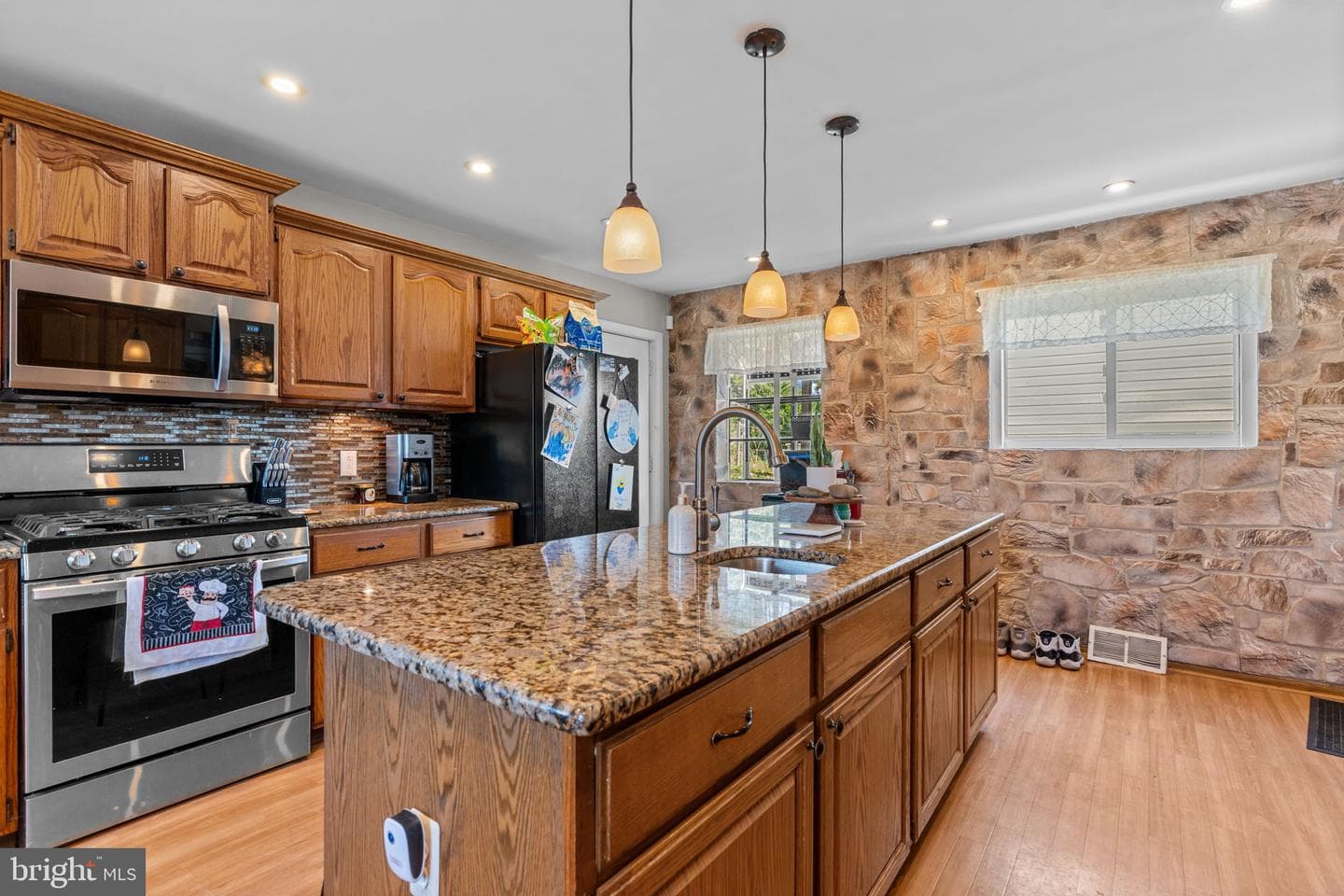 2445 Hamilton Avenue photo 12