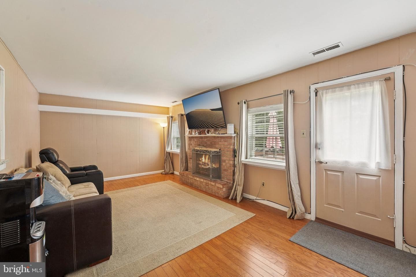 64 Greenwoods Drive photo 11