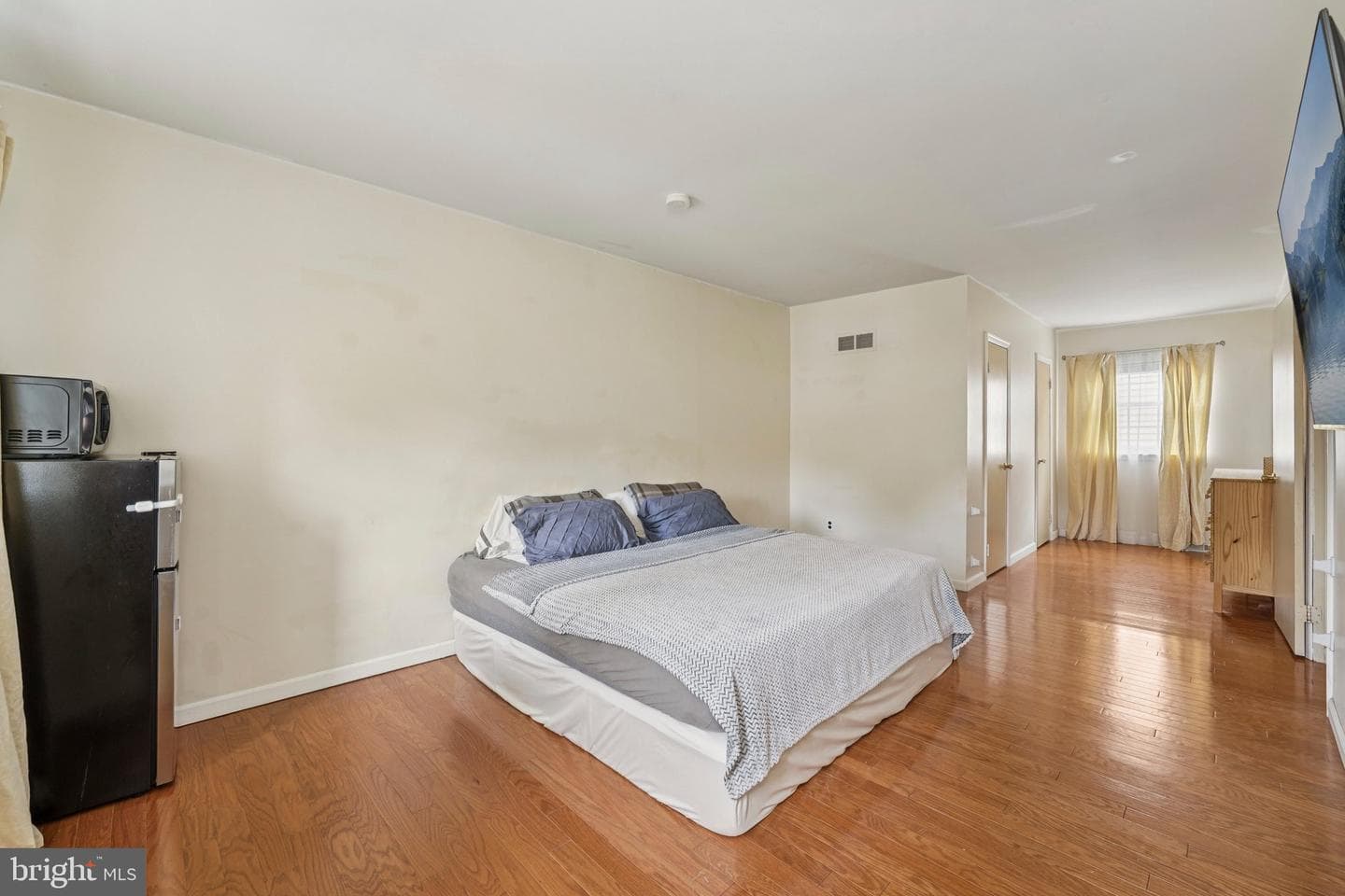 64 Greenwoods Drive photo 13