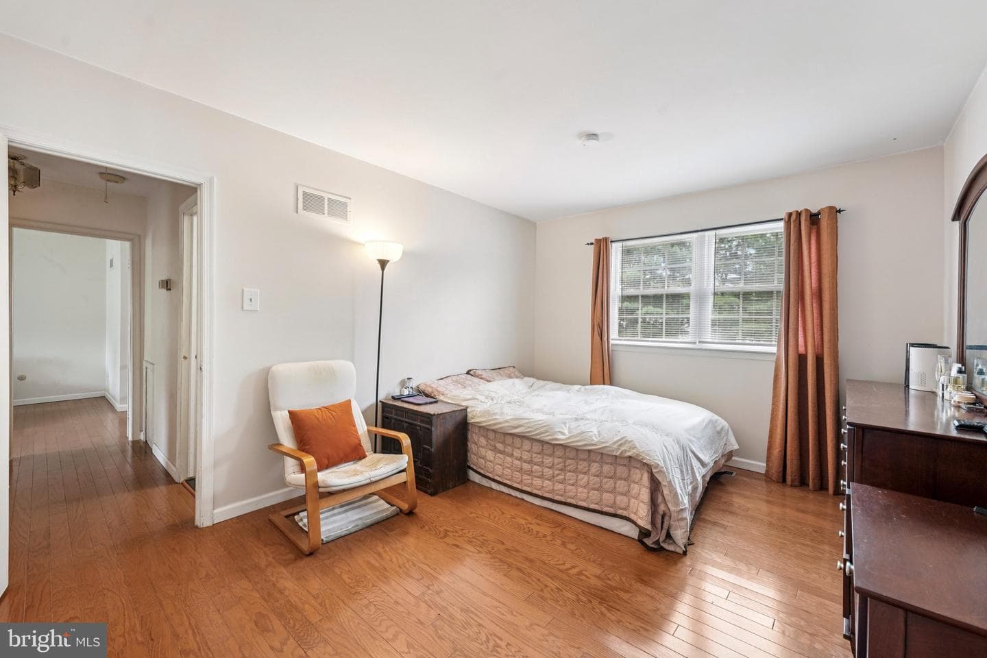 64 Greenwoods Drive photo 16