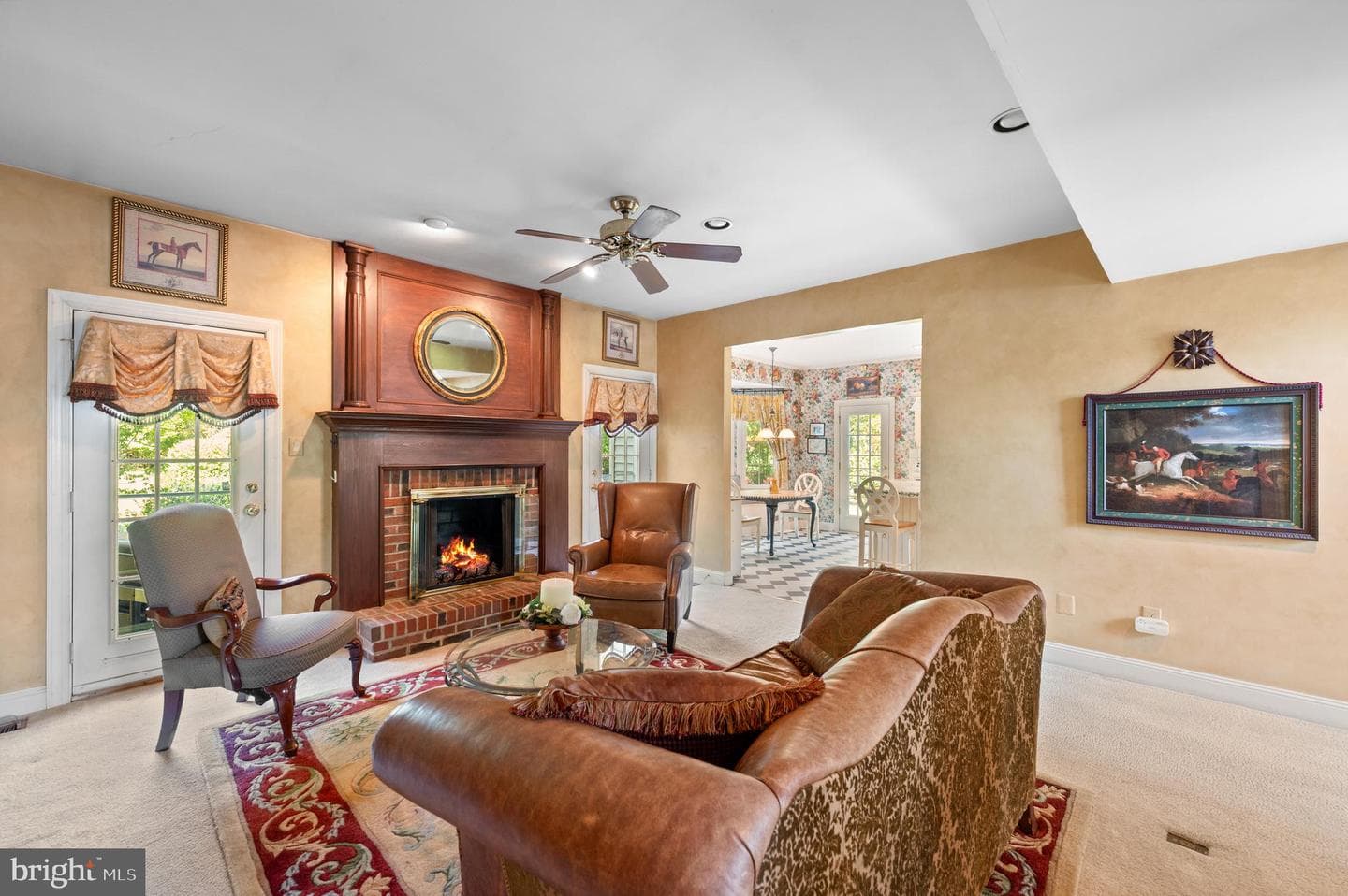 272 Mallard Drive E photo 16