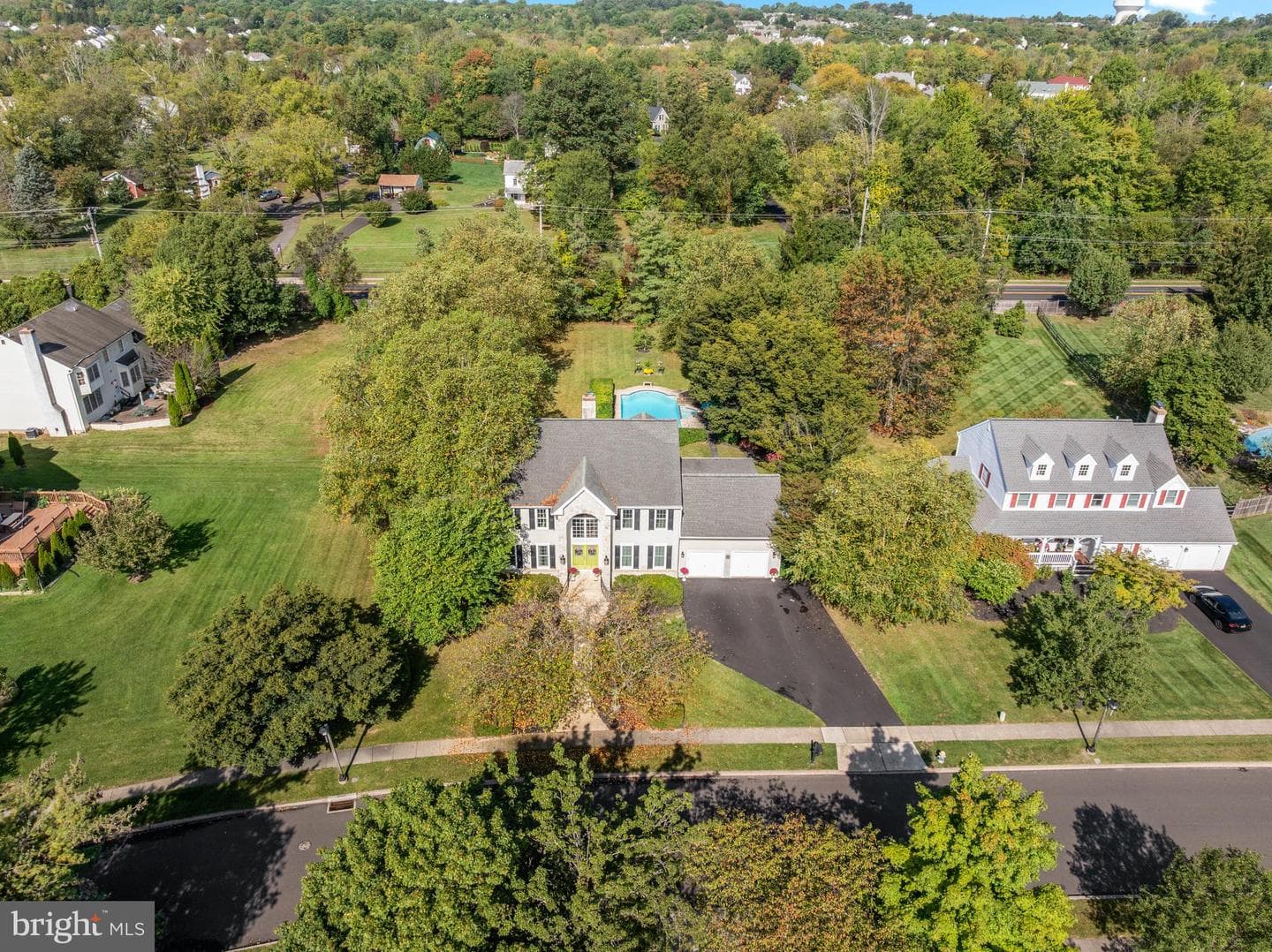 272 Mallard Drive E photo 5