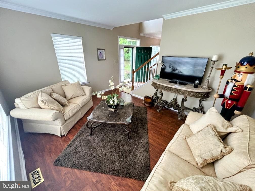 220 Hampton Green Drive photo 6